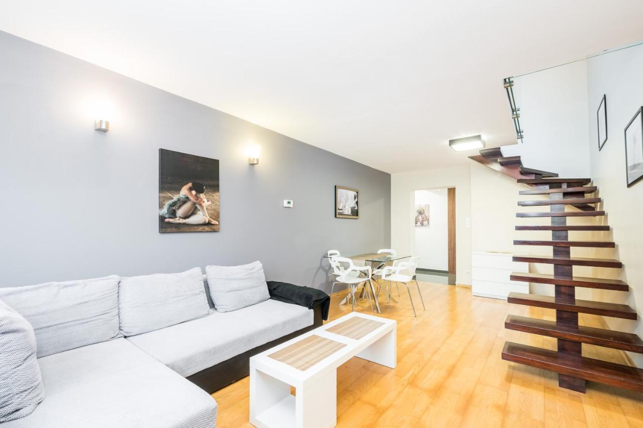 Radziwillowska Old Town Deluxe Apartment Wawelofts Cracovia Esterno foto